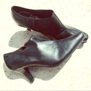 Vegan Leather Vintage ankle boots shoe booties
